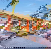 Econo Lodge Karratha - New Castle Holiday