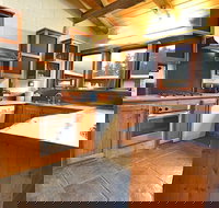 Feathertop Retreat - New Castle Holiday