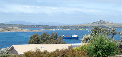 Island View Retreat - New Castle Holiday 0