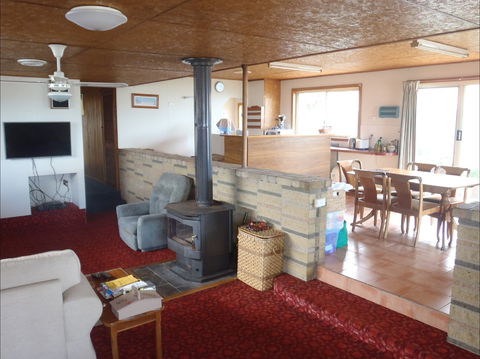 Island View Retreat - New Castle Holiday 1
