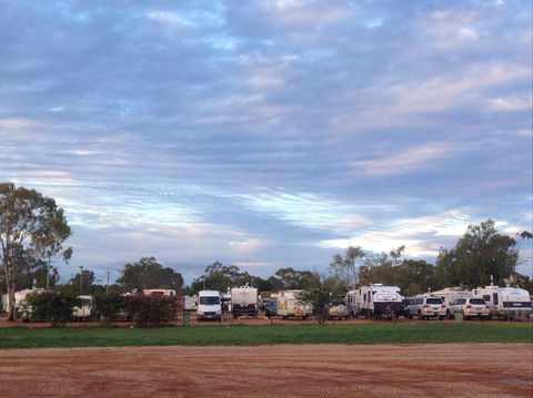 Lightning Ridge Holiday Park - New Castle Holiday 2