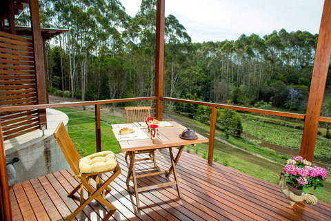 Lilypad Luxury Cabins - New Castle Holiday 1