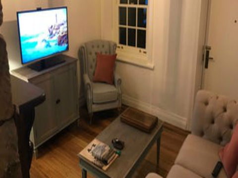 Lythgo's Row Colonial Cottages - New Castle Holiday 0