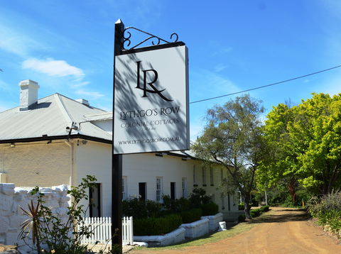 Lythgo's Row Colonial Cottages - New Castle Holiday 2