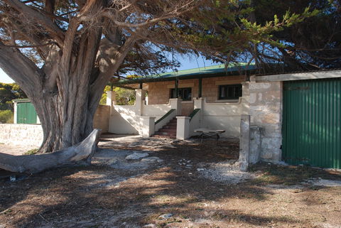 Managers Lodge - Innes National Park - New Castle Holiday 0