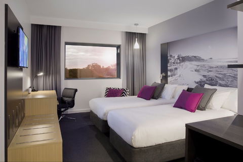 Mercure Newcastle Airport - New Castle Holiday 1