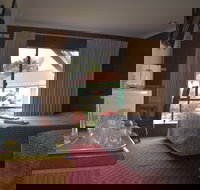 Mount Barker Valley Views Motel and Chalets - New Castle Holiday