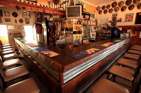 Nindigully Pub - New Castle Holiday 1