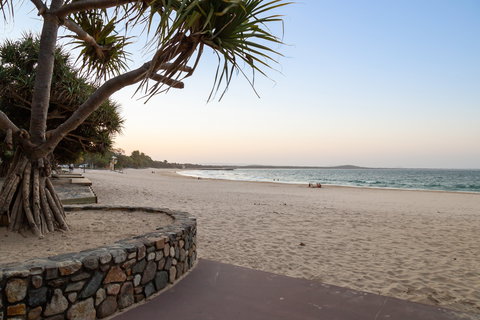 Noosa Holiday Rentals - New Castle Holiday 2