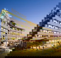 Novotel Brisbane Airport - New Castle Holiday