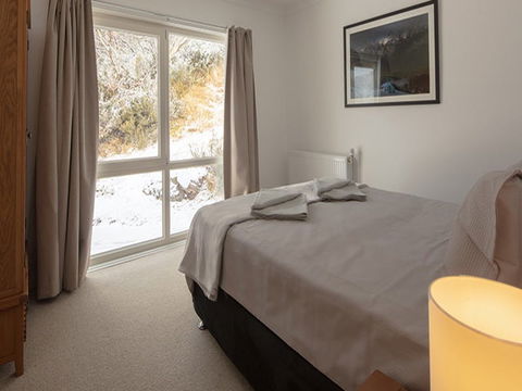 Numbananga Lodge - New Castle Holiday 1