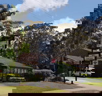 Old Maitland Inn - New Castle Holiday