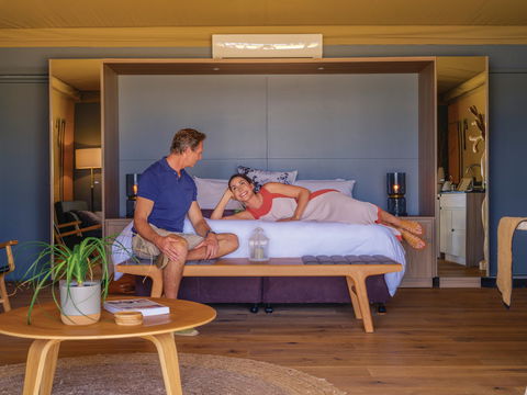 Olio Bello Lakeside Glamping - New Castle Holiday 0