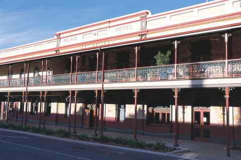 Palace Hotel Kalgoorlie - New Castle Holiday 1