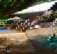 Palm Cove Tropic Apartments - New Castle Holiday