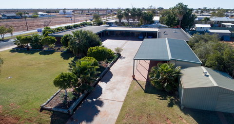Quilpie Motor Inn - New Castle Holiday 1