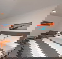 River Street Motel - New Castle Holiday