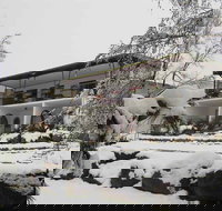 Sages Haus Bed and Breakfast - New Castle Holiday