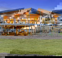 Sceale Bay Seaview Escape - New Castle Holiday