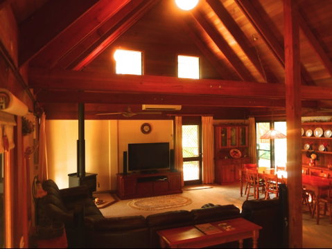 Silverpoint Accommodation - New Castle Holiday 0