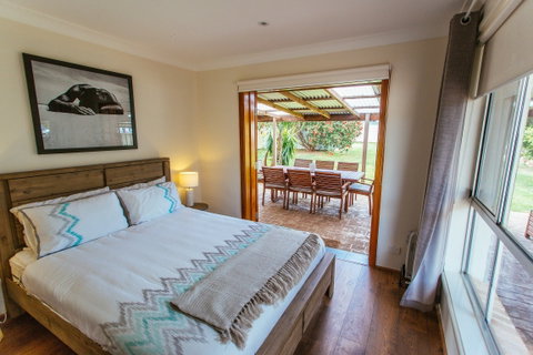 Sunbaker Beach House - New Castle Holiday 2