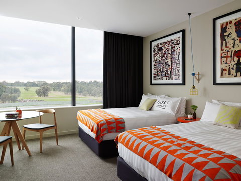 The Larwill Studio - New Castle Holiday 1