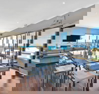 The Salty Dog Beachhouse - New Castle Holiday