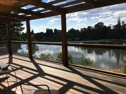 The Lakehouse Beechworth - New Castle Holiday 0