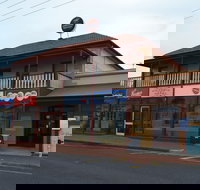 Victoria Hotel Port McDonnell - New Castle Holiday