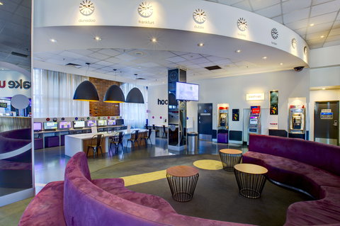 Wake Up Sydney - New Castle Holiday 1