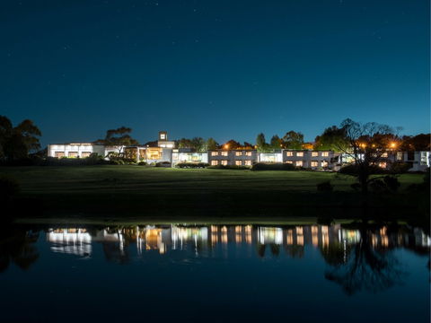 Waurn Ponds Estate - New Castle Holiday 0