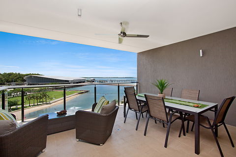 Akuna Waterfront - New Castle Holiday 1