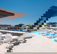 Art Series - The Johnson - New Castle Holiday