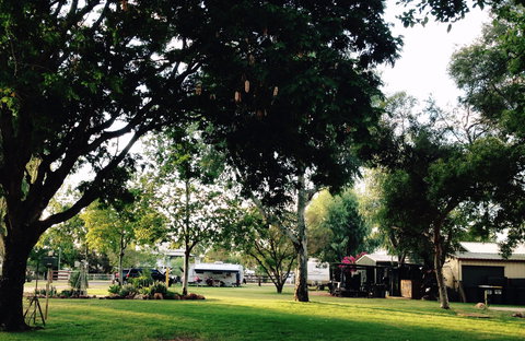 Bailey Bar Caravan Park - New Castle Holiday 0