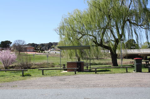 Barbour Park Rest Area - New Castle Holiday 2
