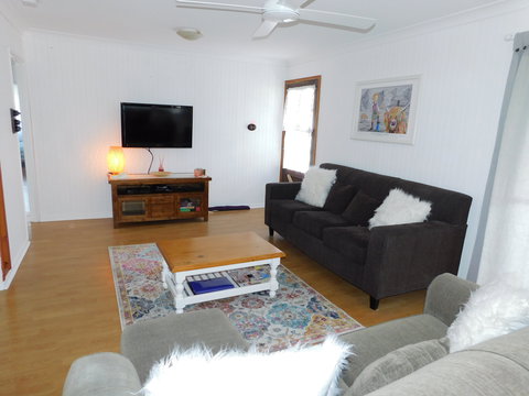 Bayview Cottage - New Castle Holiday 1