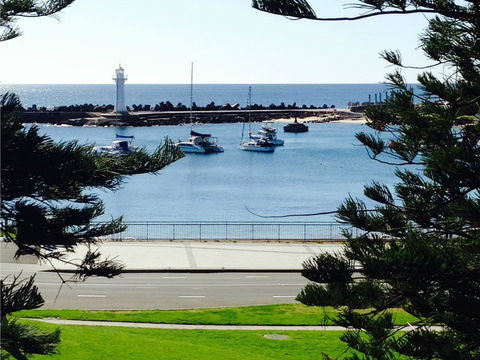 Boat Harbour Motel Wollongong - New Castle Holiday 0