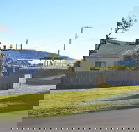 By The Beach at Catho - New Castle Holiday