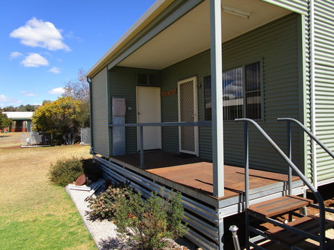 Caddy Shack Dunedoo - New Castle Holiday 1