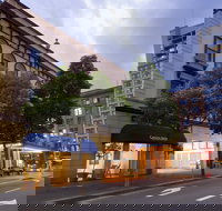 Capitol Square Hotel - New Castle Holiday