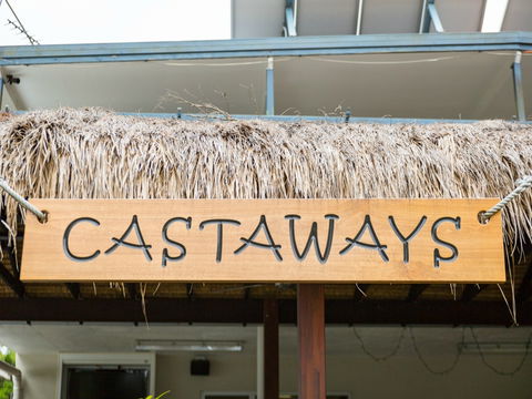 Castaways Moreton Island - New Castle Holiday 1