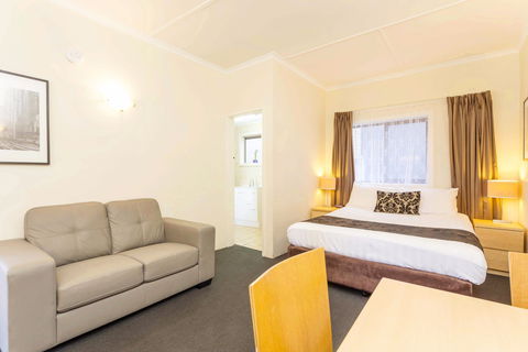 Club Motel And Apartments - New Castle Holiday 2