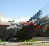 Cunningham Shore Motel - New Castle Holiday