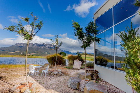 Eagles Nest Retreat - New Castle Holiday 0