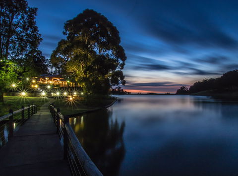 Evedon Lakeside Retreat - New Castle Holiday 1