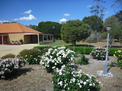 Fairways Bed And  Breakfast At Jerilderie - New Castle Holiday 2