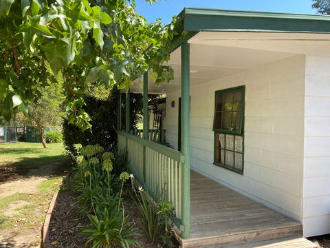 Fernleigh Accommodation - New Castle Holiday 2