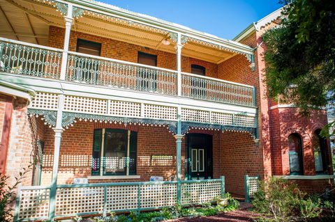 Grenfell Hall - New Castle Holiday 0