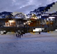 Kalyna Ski Club - Mount Hotham - New Castle Holiday