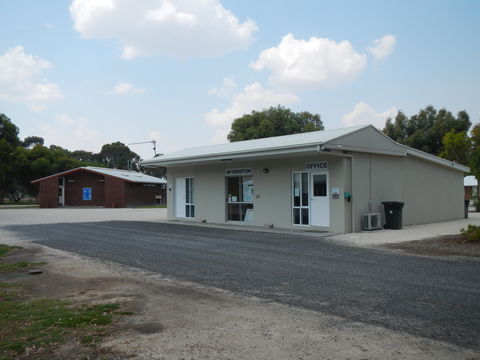 Keith Caravan Park Inc. - New Castle Holiday 1